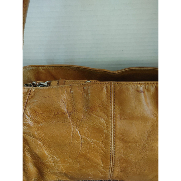 HOBO International Bag & HOBO Jill Trifold Wallet Set - Picture 7 of 11